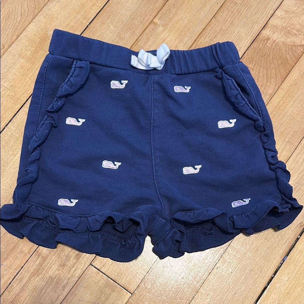 Great condition, Vineyard Vines Navy Blue Girl Shorts with Whale Embroidery